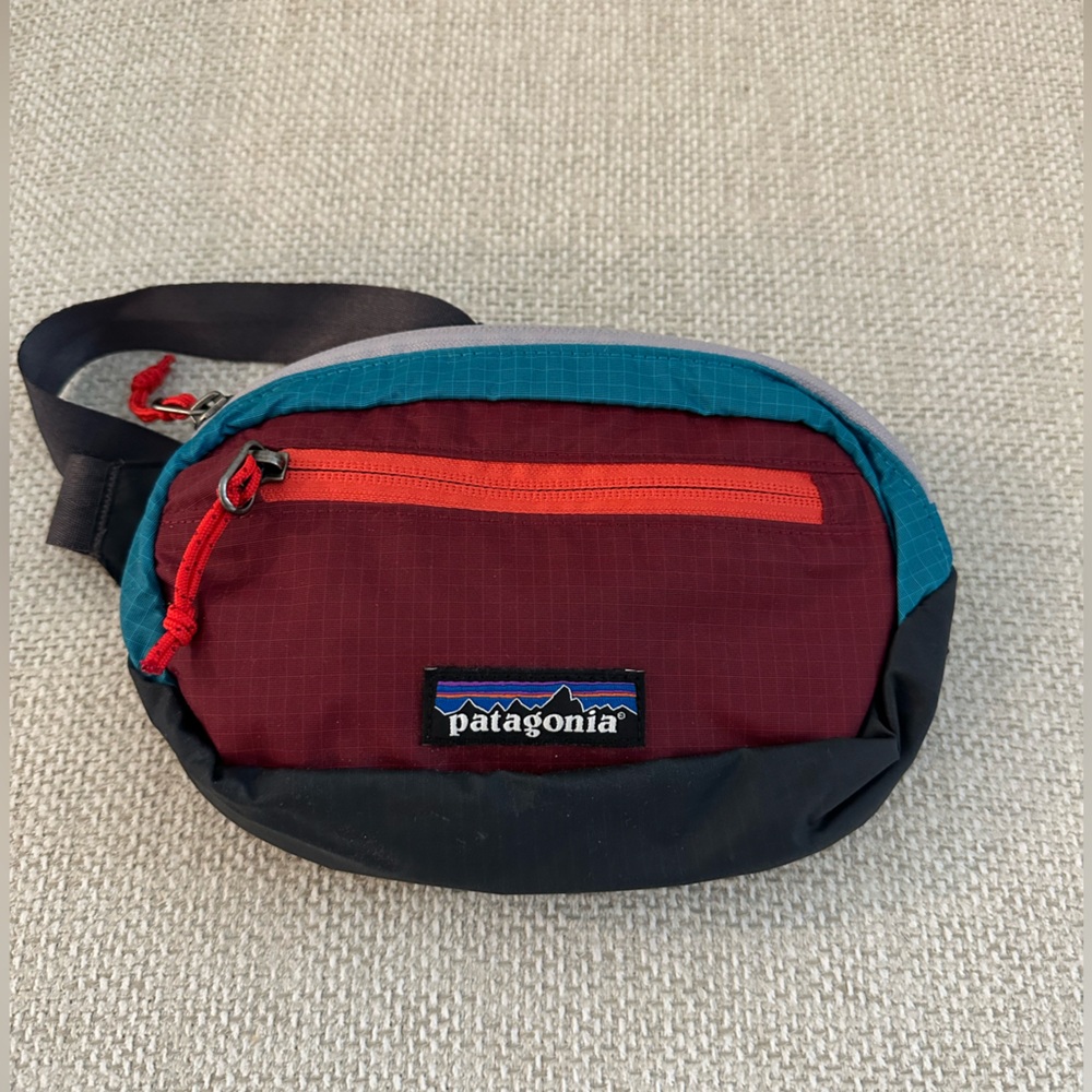 Patagonia Ultralight Black Hole Mini Hip Pack